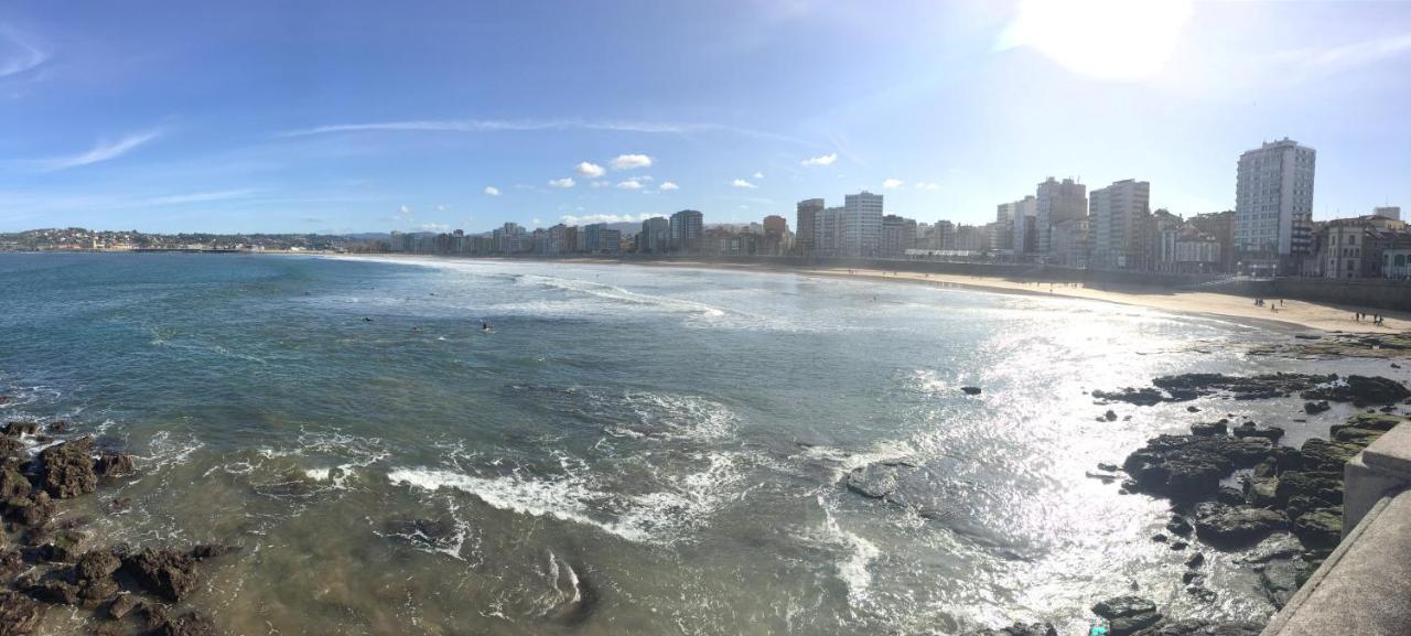 Alojamientos Muelle De Gijon Bagian luar foto